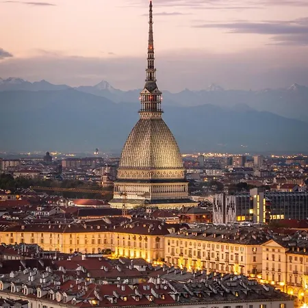 Tommy's Home-allianz Stadium, Parco Dora Apartmán *